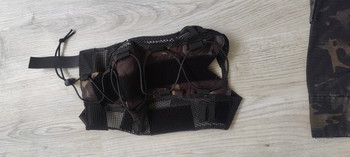 Bild 5 für Multicam black outfit + plate carrier en helm cover