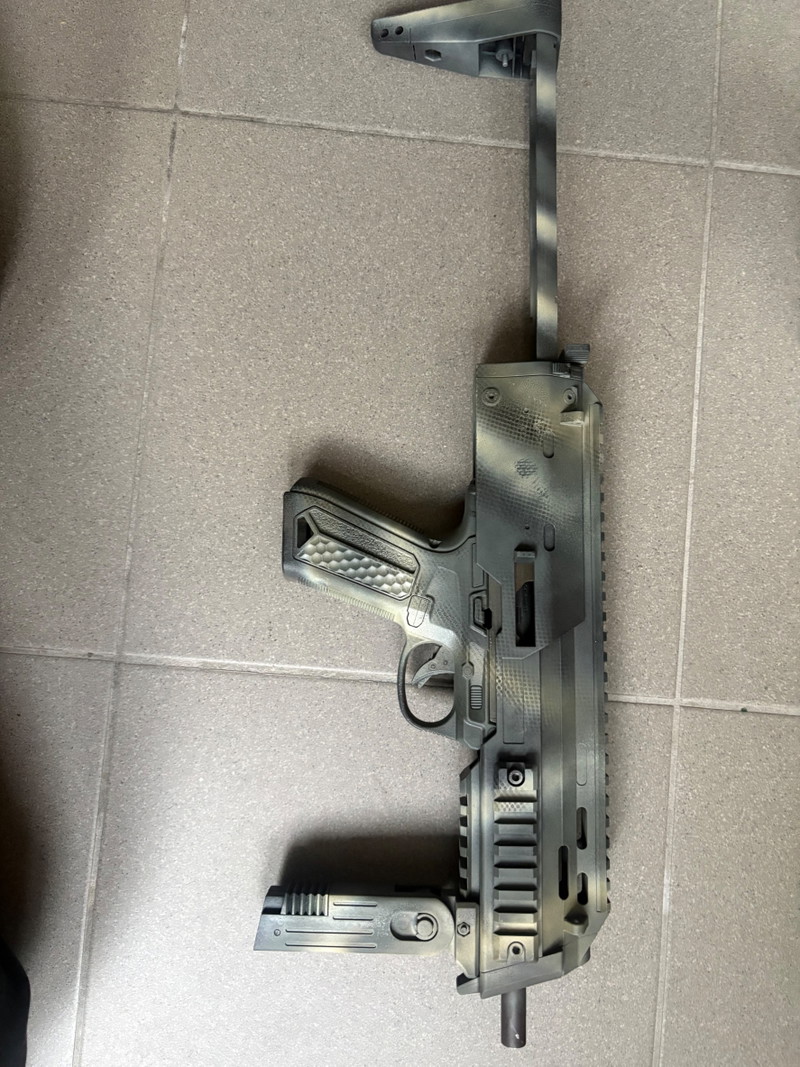 Image 1 pour Aap 01 met mp7 kit
