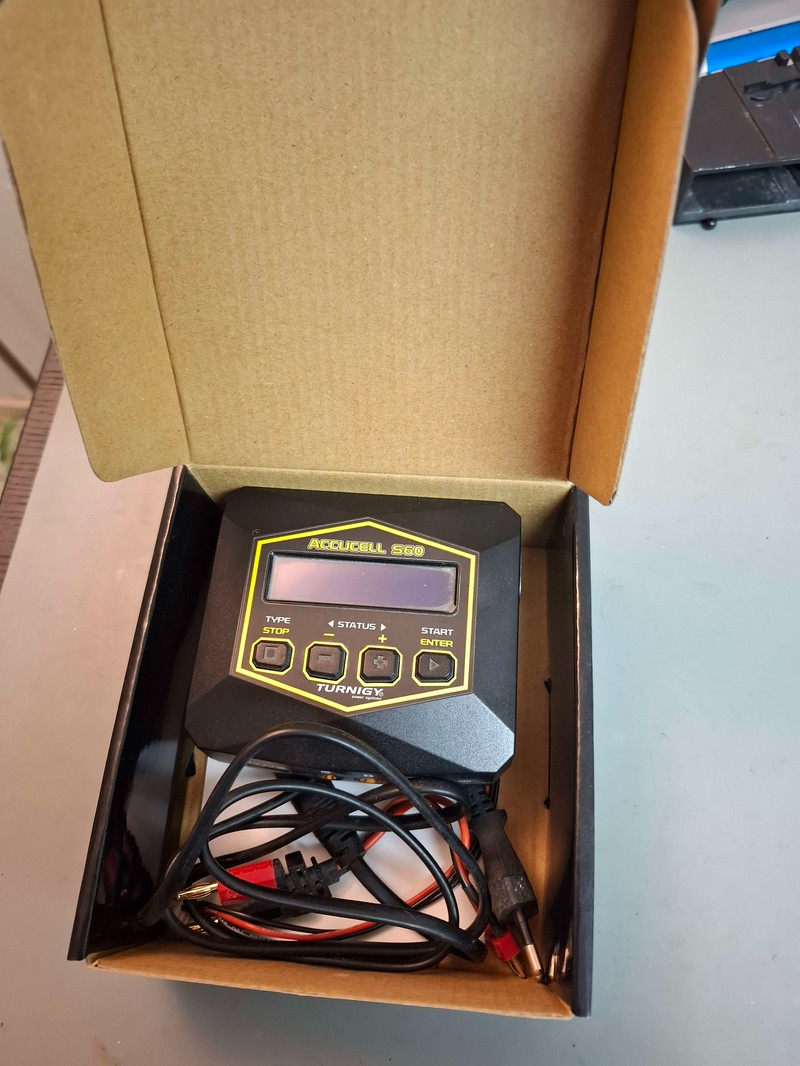 Image 1 pour Turnigy Accucell S60 smart charger