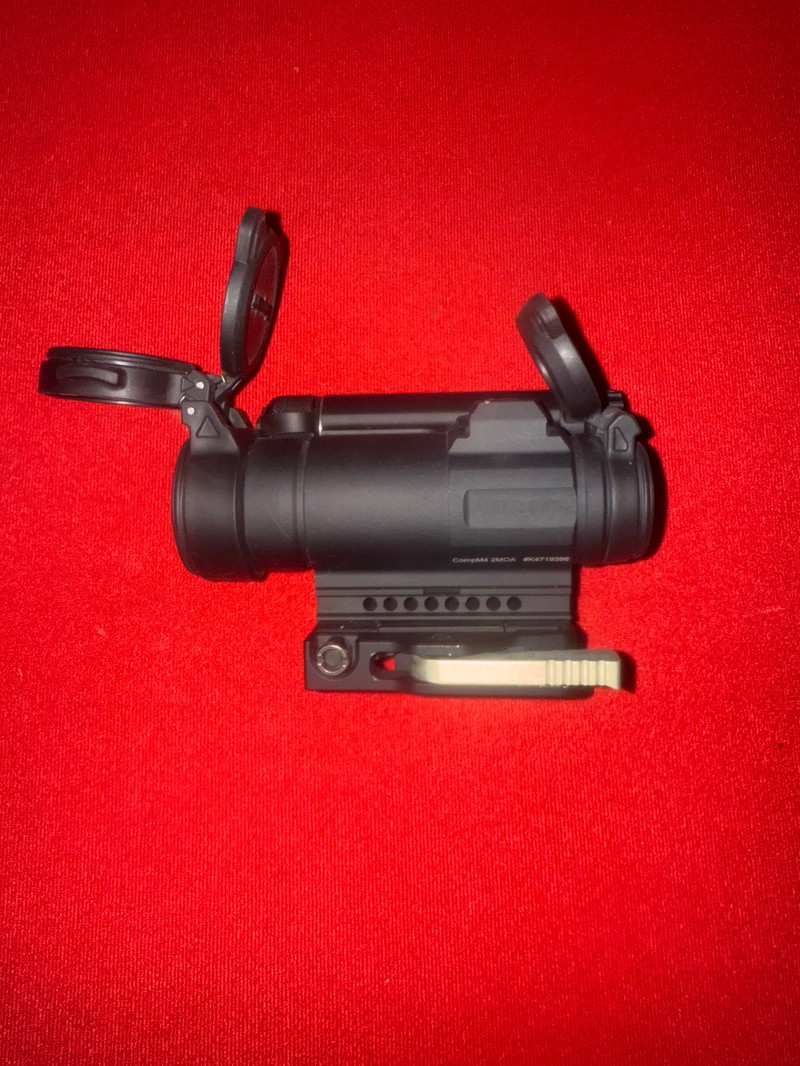 Image 1 for Aimpoint comp m4 met originele lens covers