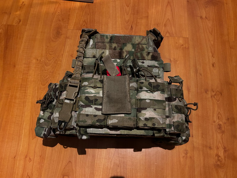 Bild 1 für Warrior Assault Systems DCS DA 5.56 Plate Carrier - Multicam + Pouches + Sling + Dead Rag