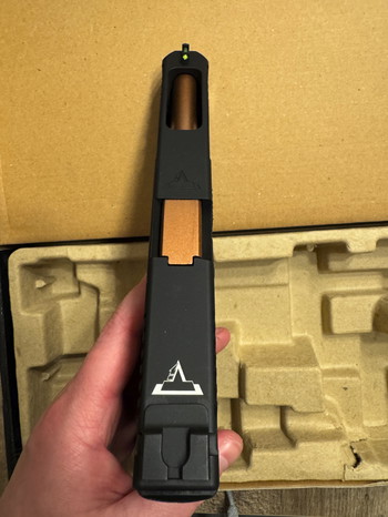 Imagen 6 de WE TTI Combat Master Glock 34 G34 JW2 GBB Pistol ( GHK Glock 17 GBBP System ) ( John Wick 2 ) Taran Tactical Innovations John Wick