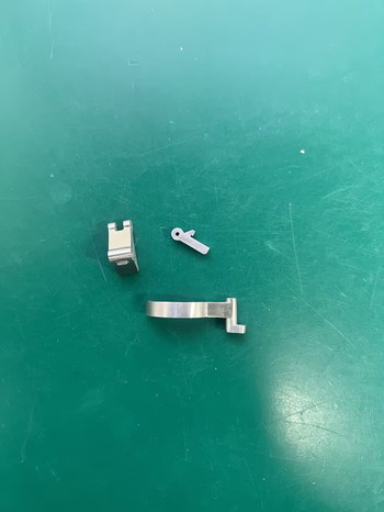 Image 3 for SR2M raptor