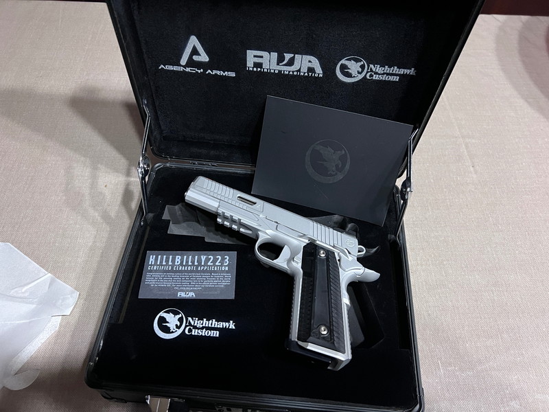 Bild 1 für RWA Nighthawk Agent 2 custom cerakote silver cnc alluminum