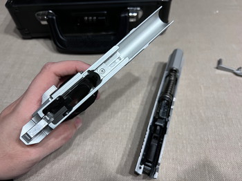 Bild 4 für RWA Nighthawk Agent 2 custom cerakote silver cnc alluminum