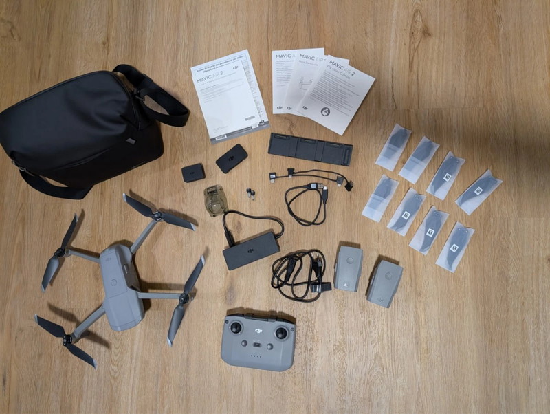 Image 1 for DJI Mavic Air 2 (CP.MA.00000169.01) Fly More Combo