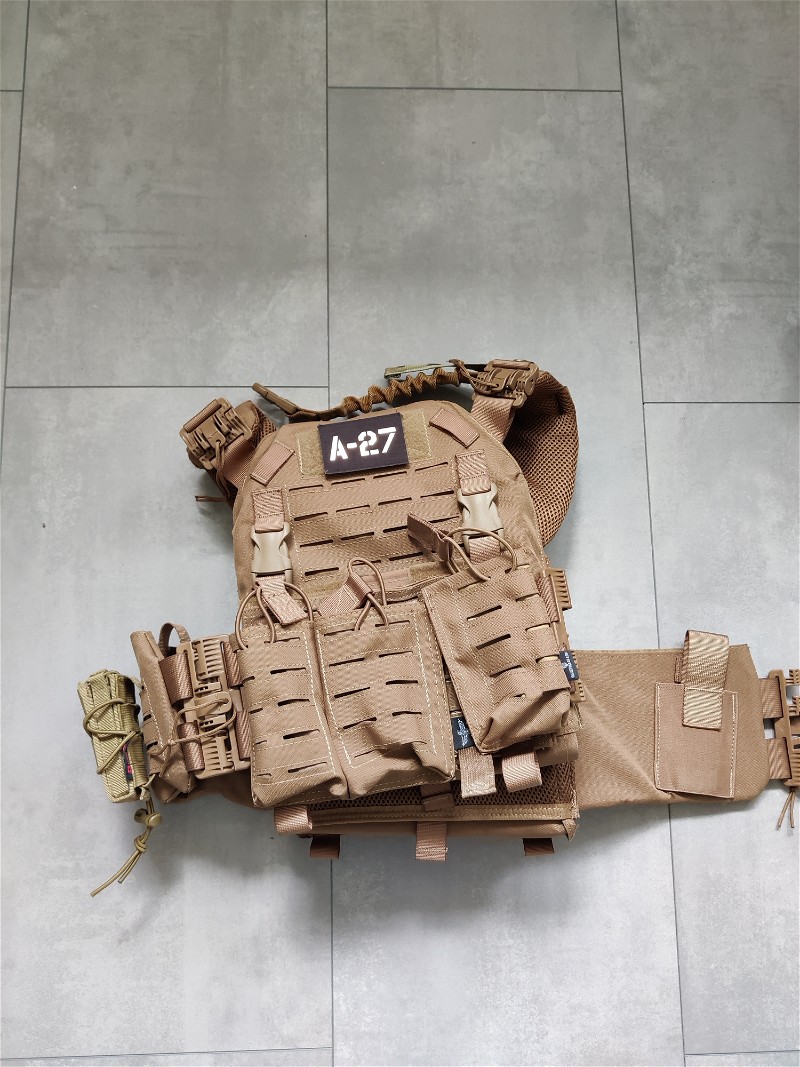 Image 1 for Invader Gear Plate carrier