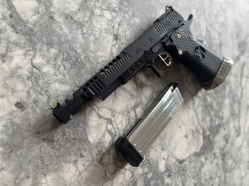 Afbeelding 2 van Hi-Capa HX2402 | AW Custom | GBB