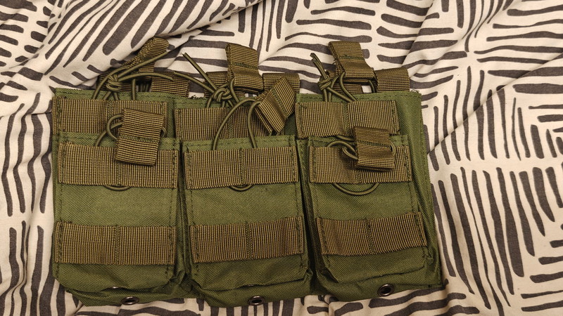 Afbeelding 1 van MOLLE AR double stack pouches+Pistol pouches