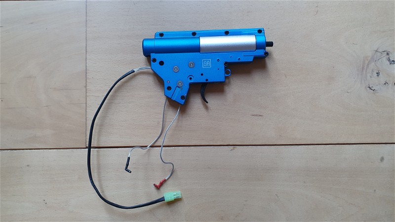 Afbeelding 1 van Specna Arms Complete Reinforced gearbox V2 met micro-contact Rear Wired