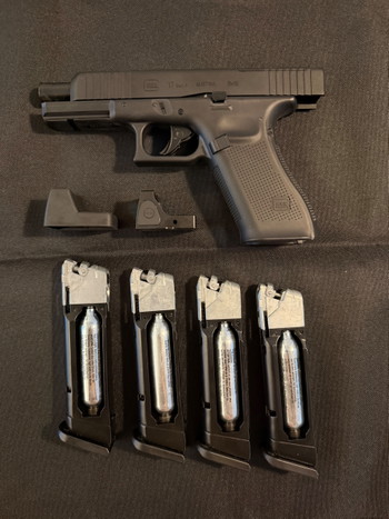 Imagen 2 de Glock 17 GEN5 CO2