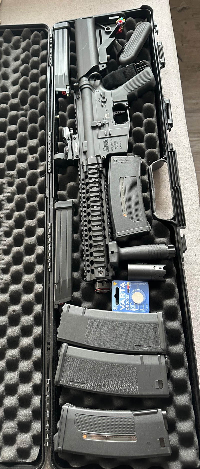 Bild 1 für SAC x SA-E19 Edge Daniel Defense MK18 (S)AEG, Black