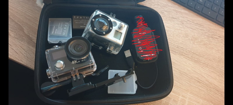 Image 1 for Action cams + verschillende accessoires