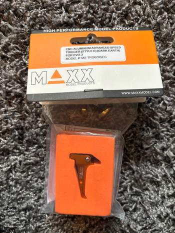 Bild 2 für Maxx Model CNC Advanced Speed Trigger Style E gold for Scorpion EVO-3