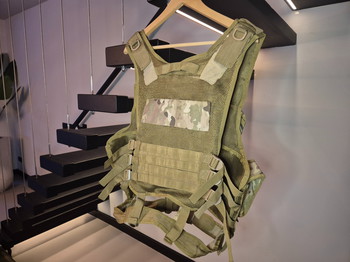 Afbeelding 2 van Tactical Vest | Chestrig US camo | 101 Inc | Magazijn pouches