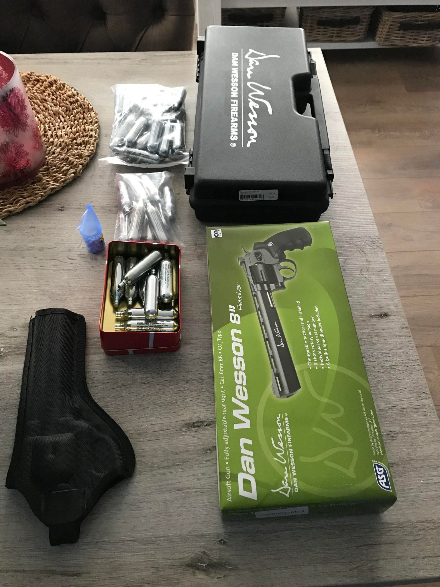 Dan Wesson 8