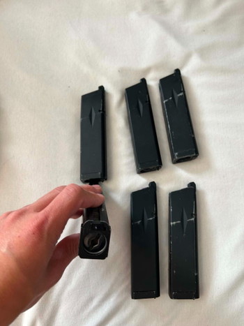 Image 2 for 6 co2 hi capa mags