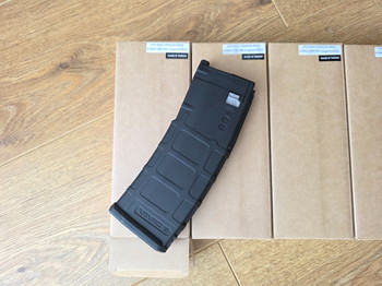 Afbeelding 2 van VFC M4 VMAG V3.5(V4) GBB magazijn met de nieuwe magcatch.