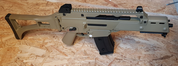 Afbeelding 2 van Nette G36 tan met interne upgrades