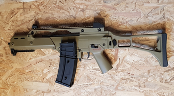 Afbeelding 3 van Nette G36 tan met interne upgrades