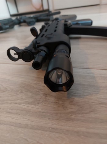 Afbeelding 2 van ICS MX5 A4 Tactical flashlight