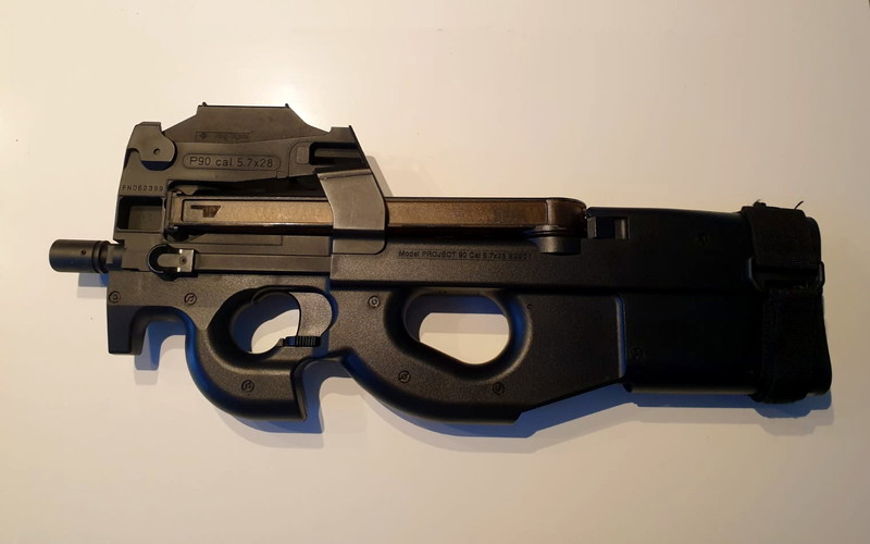 Afbeelding 1 van P 90 TOKYO MARUI