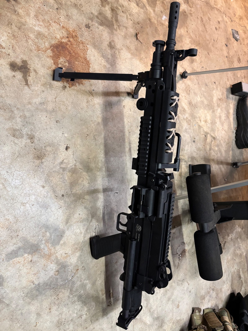 Imagen 1 de M249 Featherlight