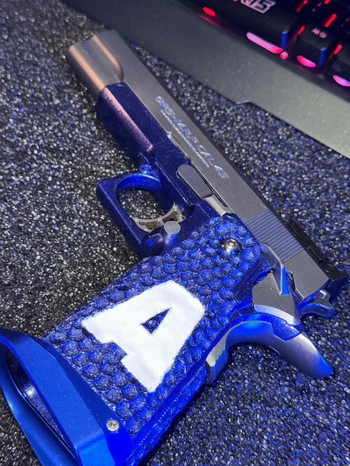 Afbeelding 4 van Captain America Tokyo Marui Hi-Capa 5.1 Stainless