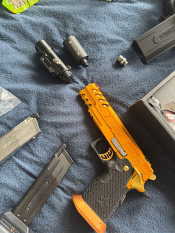 Image 5 pour alles verkoop in verband met einde hobby