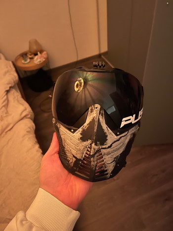 Afbeelding 2 van Infamous Push White Skull met gopro mount