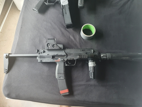 Image for Uramex Mp7 + 2 mags + suppressor + tactical flashlight + optic