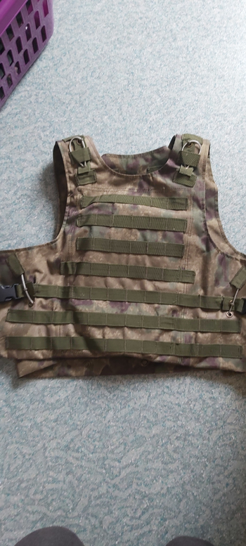 Image 2 for Atacs FG quick release molle vest.