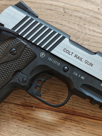 Bild 2 für Colt 1911 government (CO2)
