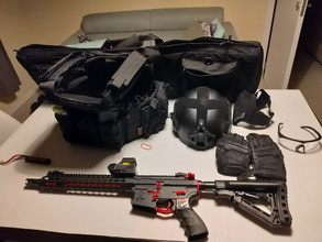 Afbeelding van Volledig pakket om te kunnen beginnen met airsoft