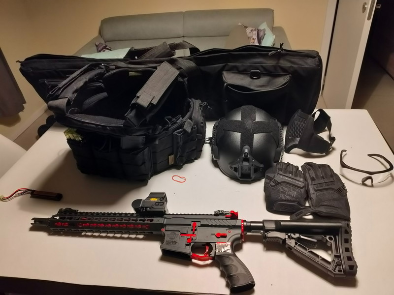 Afbeelding 1 van Volledig pakket om te kunnen beginnen met airsoft