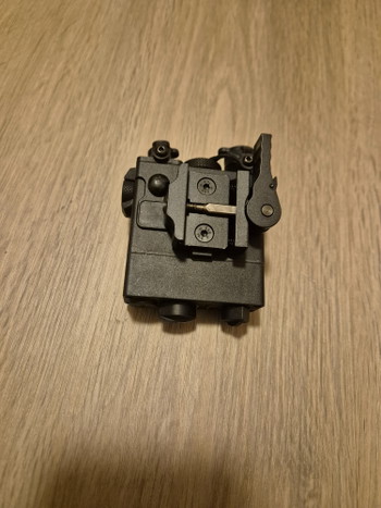 Bild 2 für PEQ BOX | Groene laser en lamp | Werkend