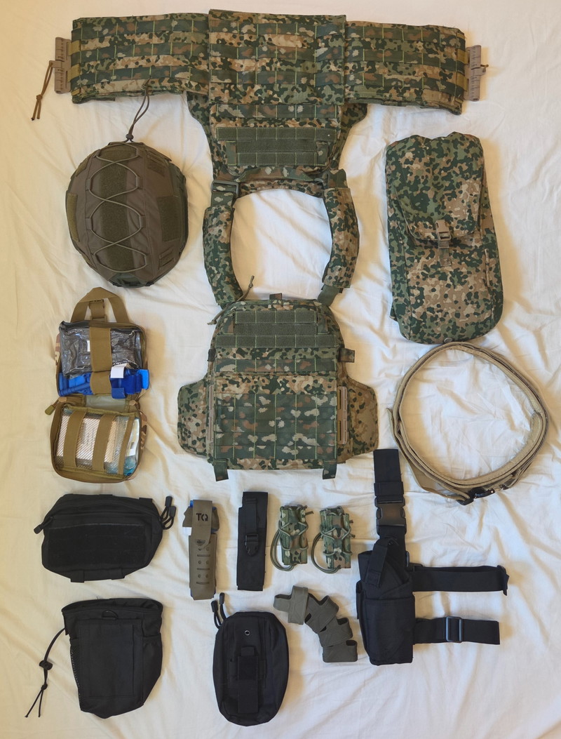 Image 1 for Diverse airsoft gear