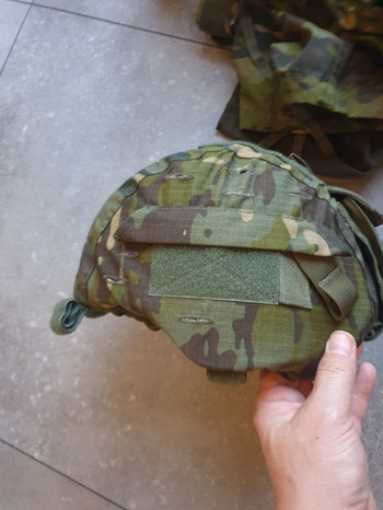 Bild 5 für invader gear broek, battle shirt , helm en plate carrier 100  voor heel het pakket