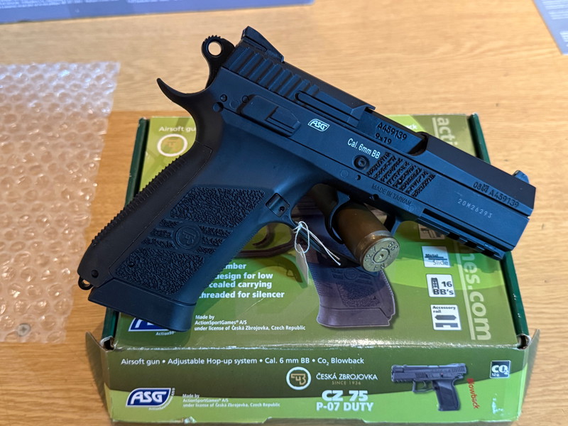 Image 1 for Cz 75 p-07