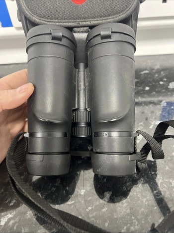 Afbeelding 2 van LEICA Ultravid 8x42HD, Fernglas, schwarz, gepanzert, 40 293 Made in Germany