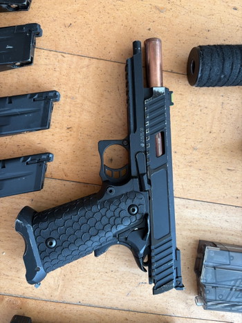 Afbeelding 2 van Hk416-c