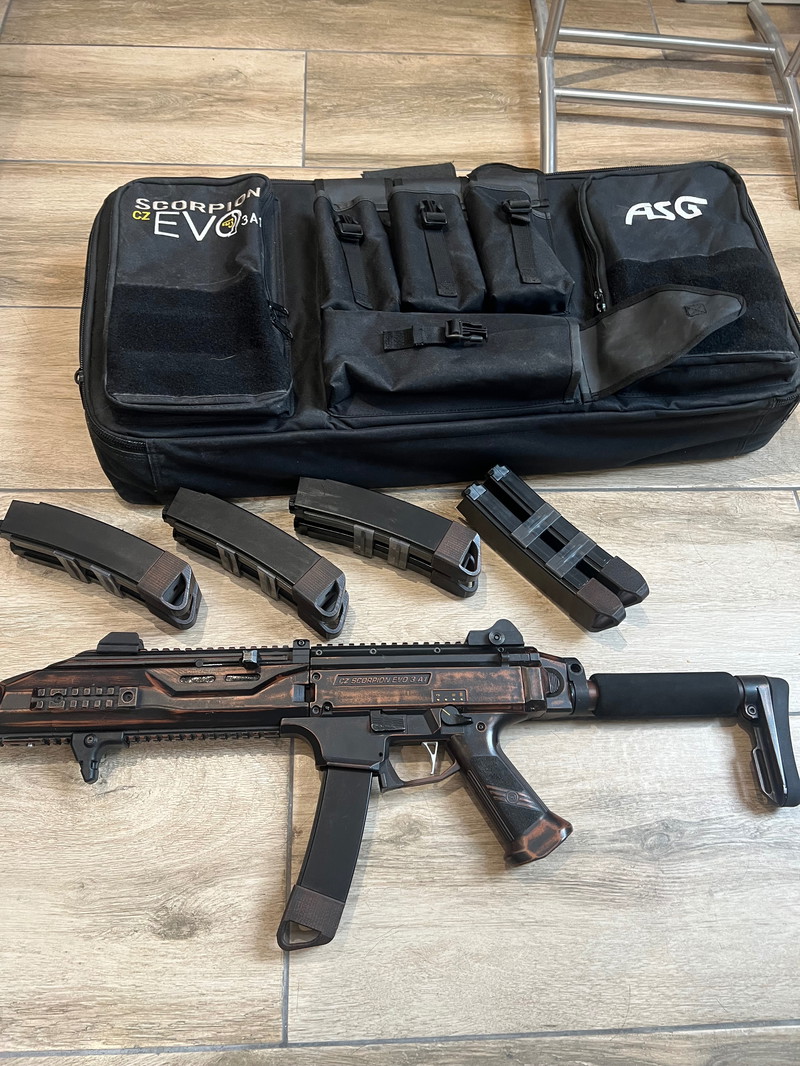 Image 1 pour Scorpion EVO 3
