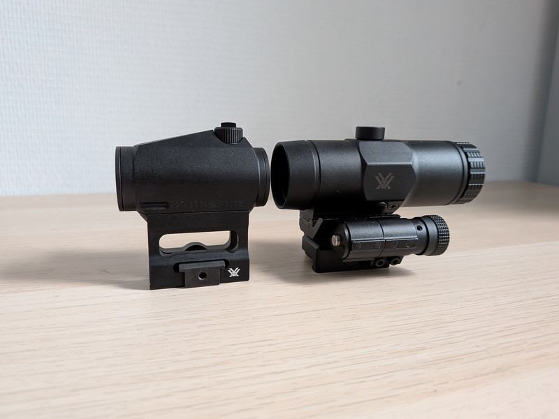 Afbeelding 1 van Vortex Red Dot en Magnifier