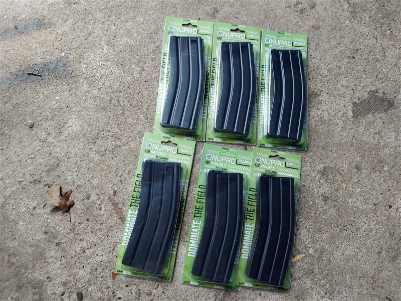 Image 1 pour 6x Nuprol M4 AEG mags 30/140 BB's
