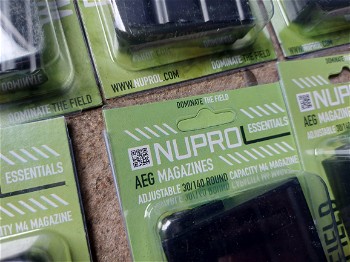 Image 2 pour 6x Nuprol M4 AEG mags 30/140 BB's