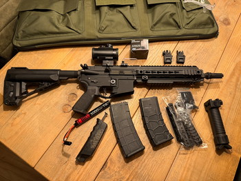 Image 2 pour VFC Avalon Calibur CQC met accessoires
