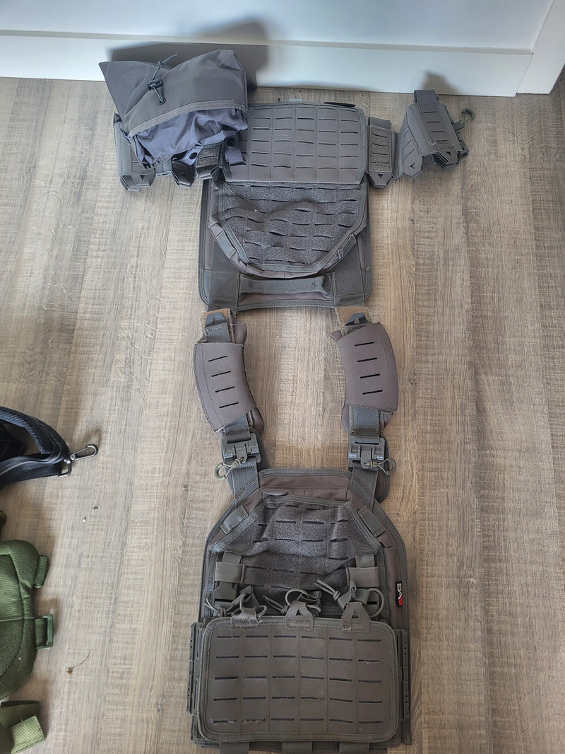 Image 1 for Tactical plate holder