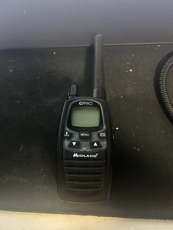 Bild 2 für Midland G7 Pro met Militaire Politie Throat Mic