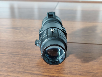 Imagen 3 de EOTech (replica) 4x magnifier