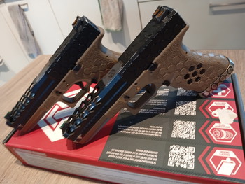 Imagen 3 de 2 glock 17 aw custom vx 0111 sans chargeur